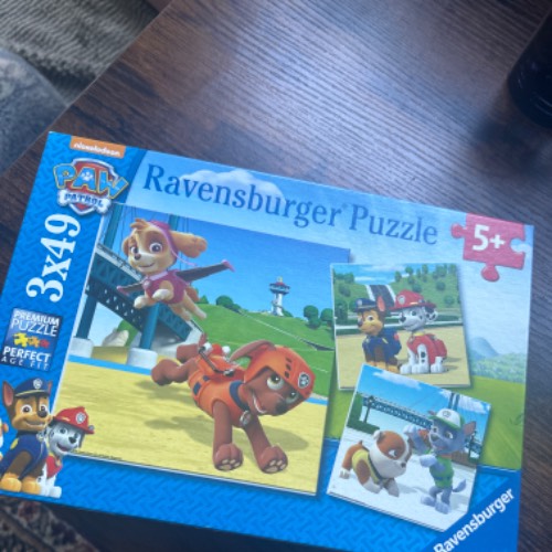 Paw Patrol Puzzel  Größe: 3 x49 Teile, zu finden beim Stand 90 am Standort Flohkids Hamburg Nord