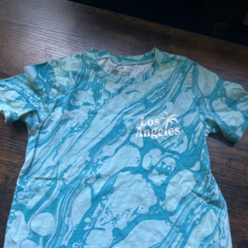 T-Shirt H&M  Größe: 110/116, zu finden beim Stand 90 am Standort Flohkids Hamburg Nord