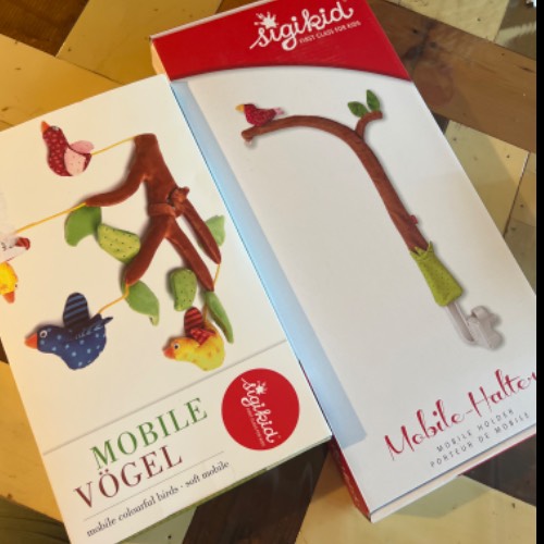 Sigikid Mobile Vögel + Halter , zu finden beim Stand 57 am Standort Flohkids Hamburg Nord