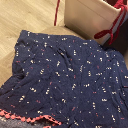 Kurze Hose  Größe: 116 blau/ rosa , zu finden beim Stand 21 am Standort Flohkids Hamburg Nord