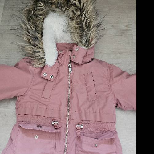 Winterjacke H&M  Größe: 98 rosa, zu finden beim Stand 87 am Standort Flohkids Hamburg Nord