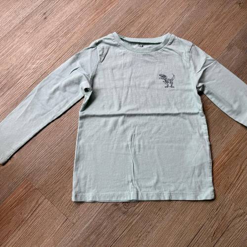 H&M Dünner Pullover  Größe: 110/116, zu finden beim Stand 177 am Standort Flohkids Hamburg Nord