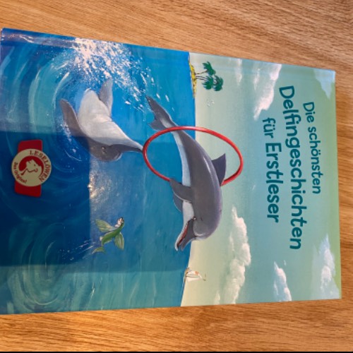 Buch Delfin Geschichten Neu, zu finden beim Stand 269 am Standort Flohkids Hamburg Nord