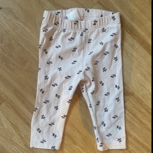 Leggins H&M Rosa Blumen  Größe: 56, zu finden beim Stand 269 am Standort Flohkids Hamburg Nord