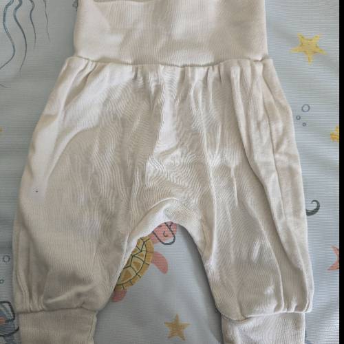 H&M Hose beige  Größe: 50, zu finden beim Stand 141 am Standort Flohkids Hamburg Nord