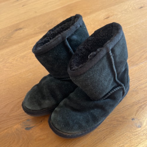 Winterschuhe Lama  Größe: 32, 5 , zu finden beim Stand 109 am Standort Flohkids Hamburg Nord