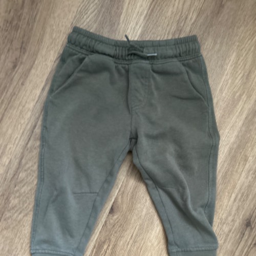 Khaki Hose  Größe: 86, zu finden beim Stand 59 am Standort Flohkids Hamburg Nord