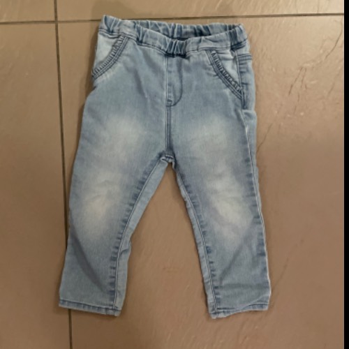 H&M. Jeanshose  Größe: 98, zu finden beim Stand 128 am Standort Flohkids Hamburg Nord