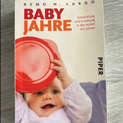 Buch Babyjahre, zu finden beim Stand 100 am Standort Flohkids Hamburg Nord