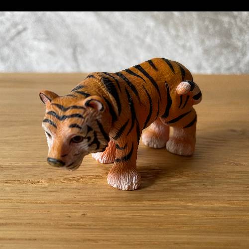 Tiger Figur , zu finden beim Stand 9 am Standort Flohkids Hamburg Nord