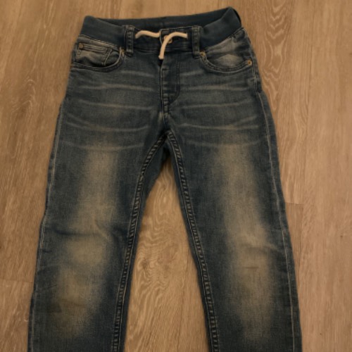 Jeans  Größe: 122, zu finden beim Stand 100 am Standort Flohkids Hamburg Nord