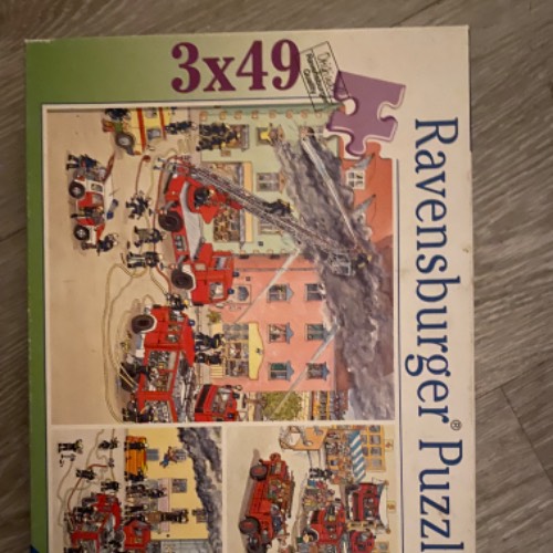 Puzzle Ravensburger  Größe: 3 x  Größe: 49 , zu finden beim Stand 100 am Standort Flohkids Hamburg Nord