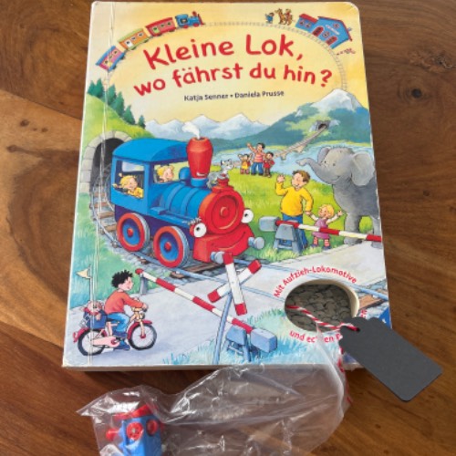 Buch Ravensburger Kleine Lok, zu finden beim Stand 121 am Standort Flohkids Hamburg Nord