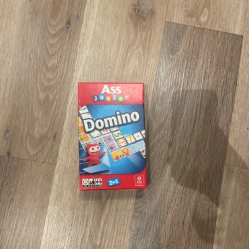 Spiel Domino rot , zu finden beim Stand 243 am Standort Flohkids Hamburg Nord