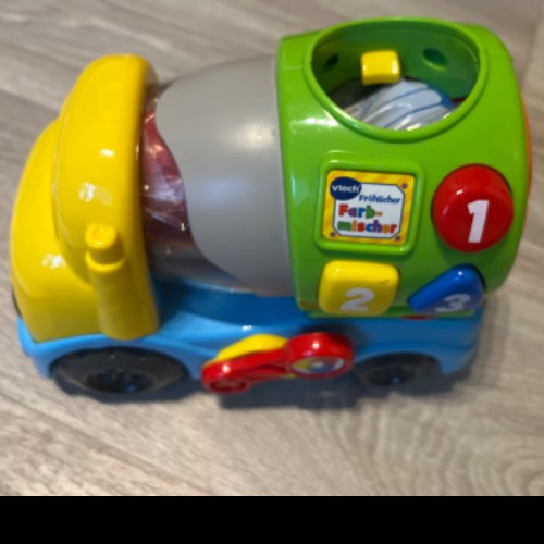 Vtech Farben Bus , zu finden beim Stand 91 am Standort Flohkids Hamburg Nord