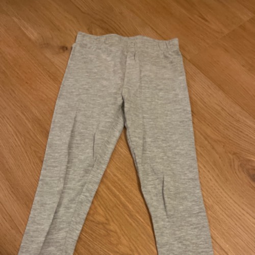 Leggins  Größe: 122 grau , zu finden beim Stand 109 am Standort Flohkids Hamburg Nord