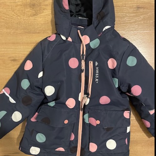 Winterjacke gepunktet H&M  Größe: 104 , zu finden beim Stand 155 am Standort Flohkids Hamburg Nord