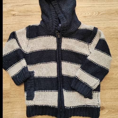 Strickjacke gefütt. Größe: 92, zu finden beim Stand 156 am Standort Flohkids Hamburg Nord