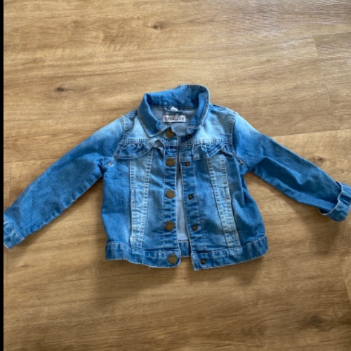 Jeansjacke  Größe: 86/92  , zu finden beim Stand 146 am Standort Flohkids Hamburg Nord