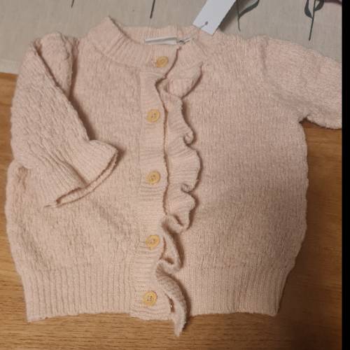 name it strickjacke rosé Größe: 56, zu finden beim Stand 86 am Standort Flohkids Hamburg Nord