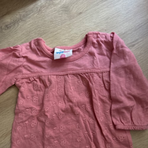 TopoMini Shirt rosa  Größe: 62, zu finden beim Stand 194 am Standort Flohkids Hamburg Nord