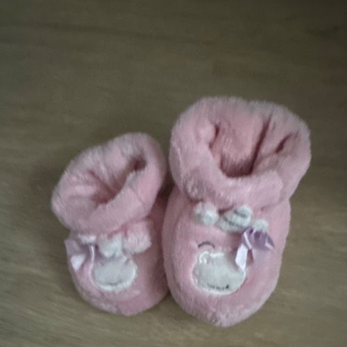 Babyschuhe Einhorn rosa , zu finden beim Stand 194 am Standort Flohkids Hamburg Nord