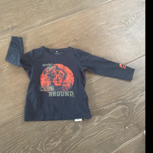 Name it Langarmshirt Löwe  Größe: 92, zu finden beim Stand 64 am Standort Flohkids Hamburg Nord