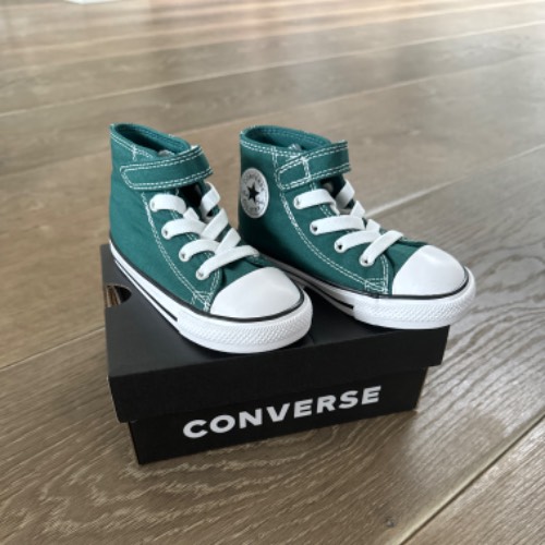 Converse Schuh NEU grün  Größe: 24, zu finden beim Stand 64 am Standort Flohkids Hamburg Nord