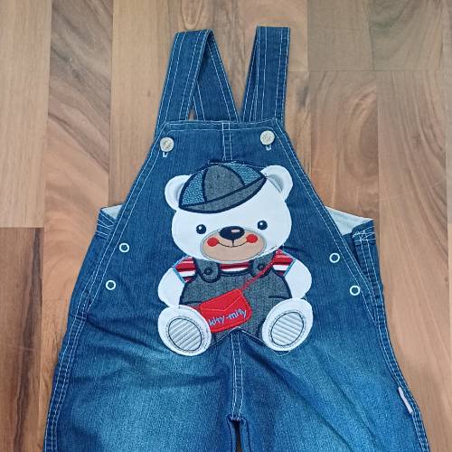 Latzhose Jeans, Teddy, Größe: 74, zu finden beim Stand 174 am Standort Flohkids Hamburg Nord