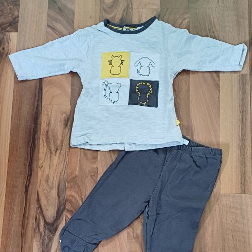 Pyjama Obaibi Grau/Beige  Größe: 59 cm, zu finden beim Stand 174 am Standort Flohkids Hamburg Nord