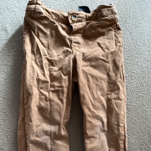 Braune Cordhose  Größe: 92 , zu finden beim Stand 91 am Standort Flohkids Hamburg Nord