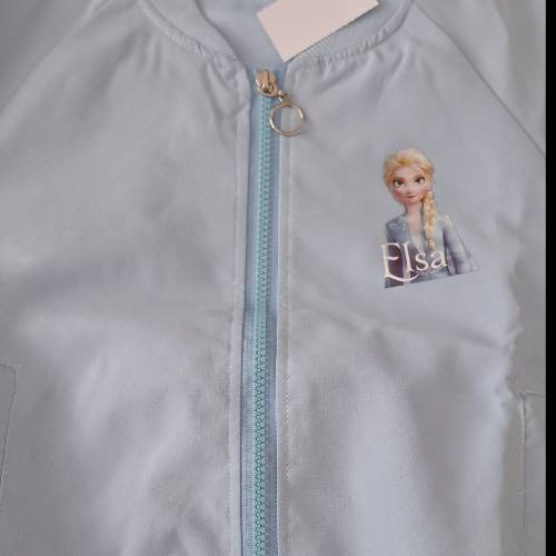 Blusonjacke Elsa Neu  Größe: 120, zu finden beim Stand 237 am Standort Flohkids Hamburg Nord