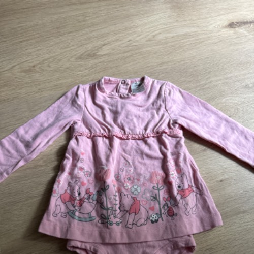 Disney Bodykleid rosa Pooh  Größe: 68, zu finden beim Stand 194 am Standort Flohkids Hamburg Nord