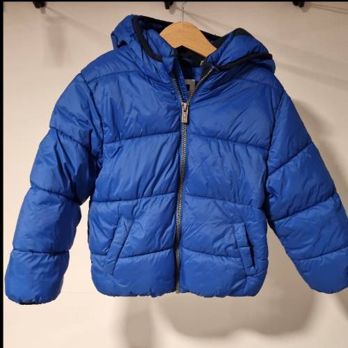 Okaidi Winterjacke  Größe: 110 blau, zu finden beim Stand 265 am Standort Flohkids Hamburg Nord