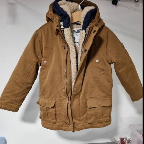 Vertbaudet  Jacke beige  Größe: 104, zu finden beim Stand 265 am Standort Flohkids Hamburg Nord